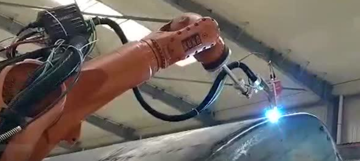 灑水車(chē)罐體焊接